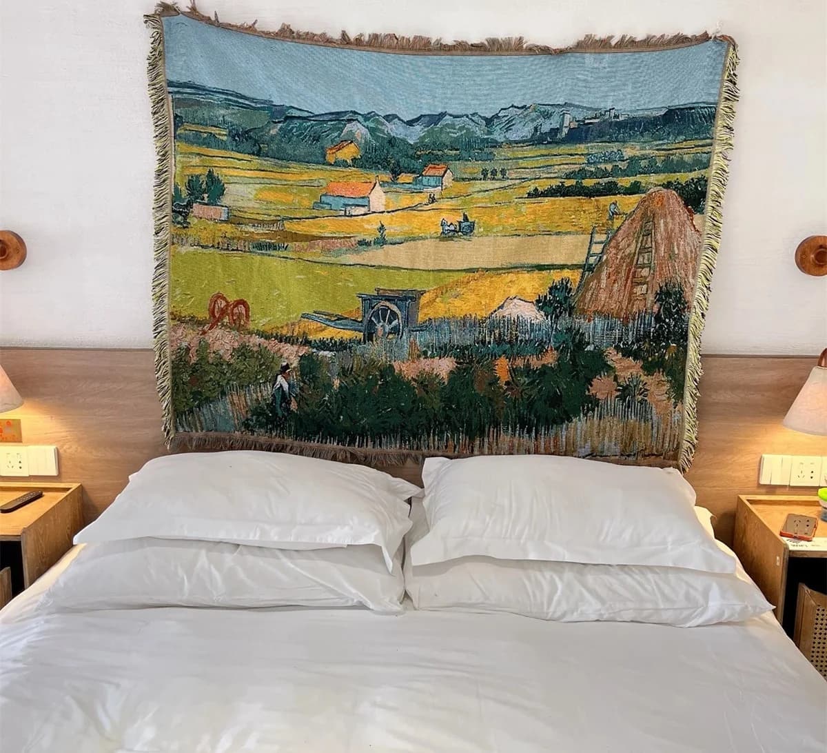 Van Goghi kunstitrükiga kootud diivanitekk